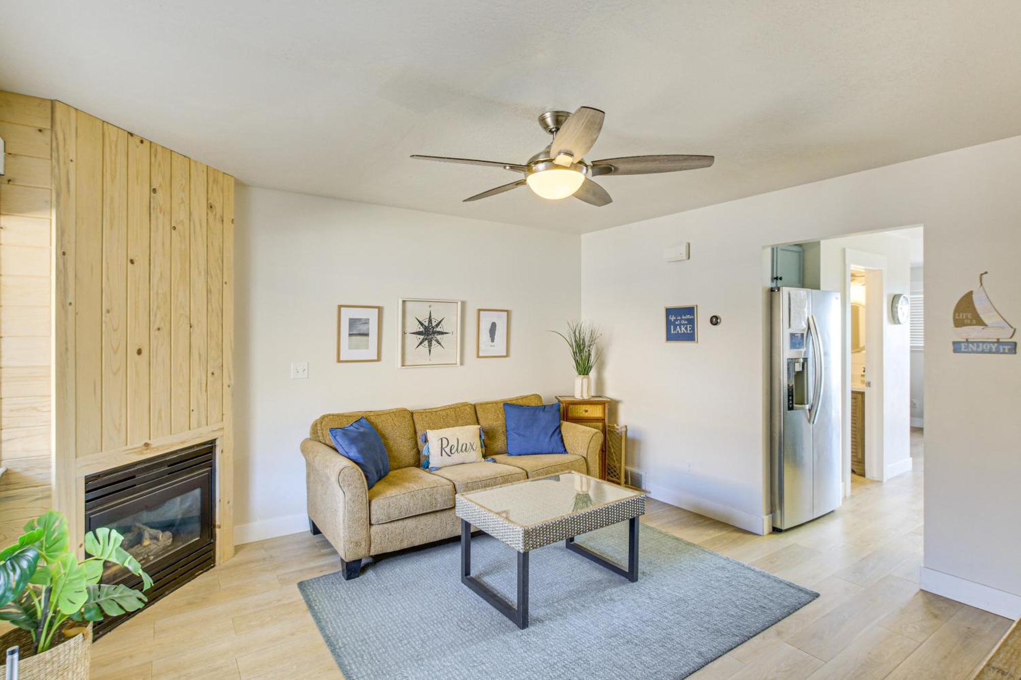 Spacious Garden City Townhome With Lake Views! Экстерьер фото